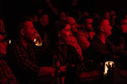 Stand Up Club