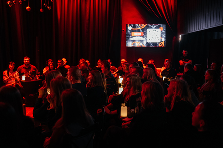 Stand Up Club
